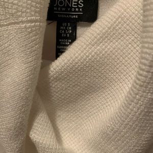 Jones NY sweater
